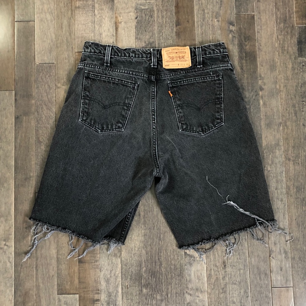 Vintage Levi’s 550 custom cut off jean shorts!!!